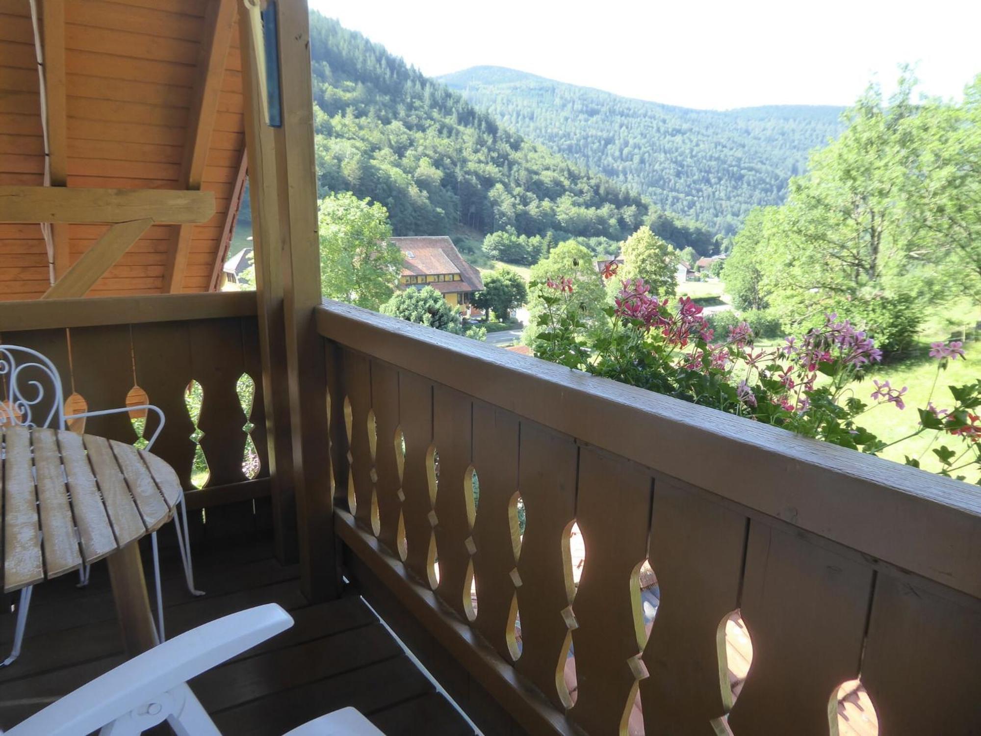 Apartment In Brandenberg With Terrace Todtnau Exteriör bild